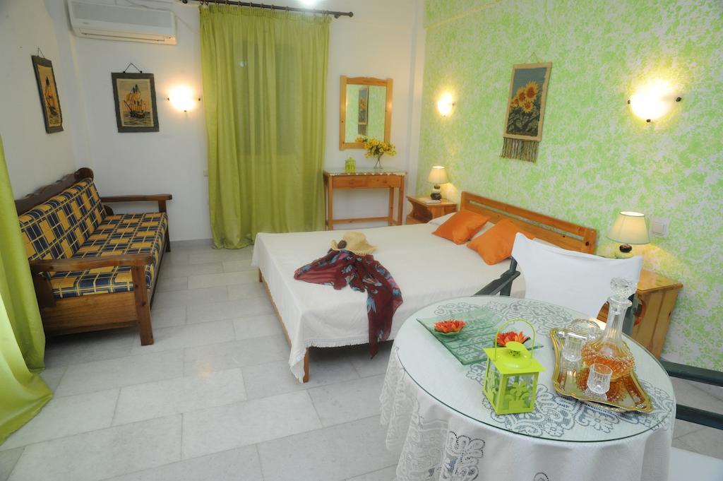 Vitzileos Studios Agios Prokopios  Room photo